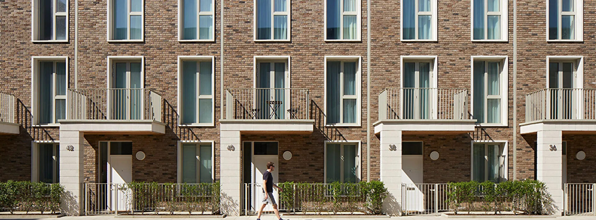 1350x500px-Royal-Wharf-D (1).jpg